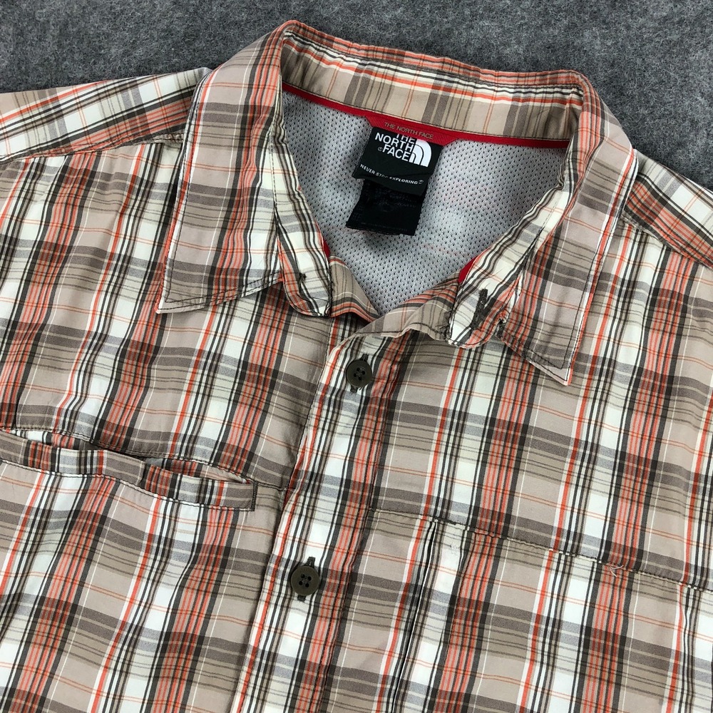 The North Face Mens Button Up Shirt Large Tan Orange Plaid Short Sleeve Pockets
